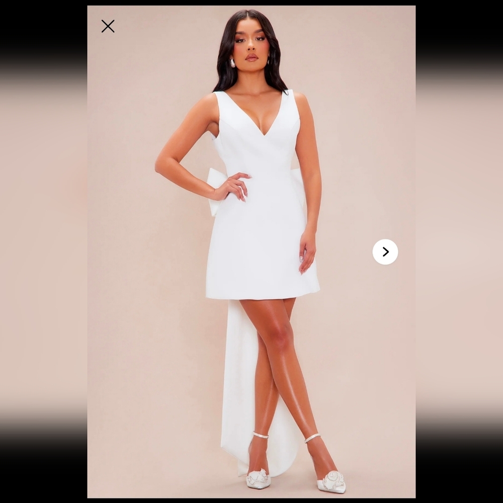 NWT Fashion Nova White Dress With Removable Bow Train Size XS $79.99